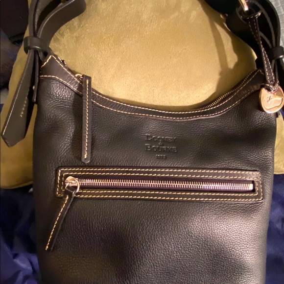 Dooney & Bourke Handbags - Dooney and Bourke handbag